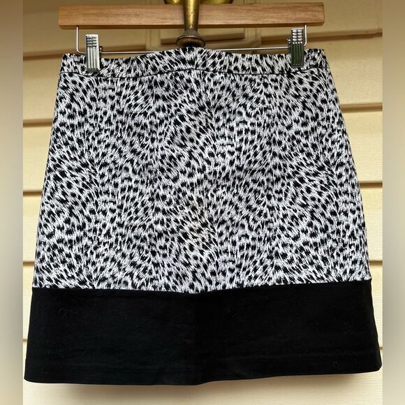 Michael Kors, black/white zebra pattern, mini skirt, black, solid black detail,4 - Picture 1 of 5